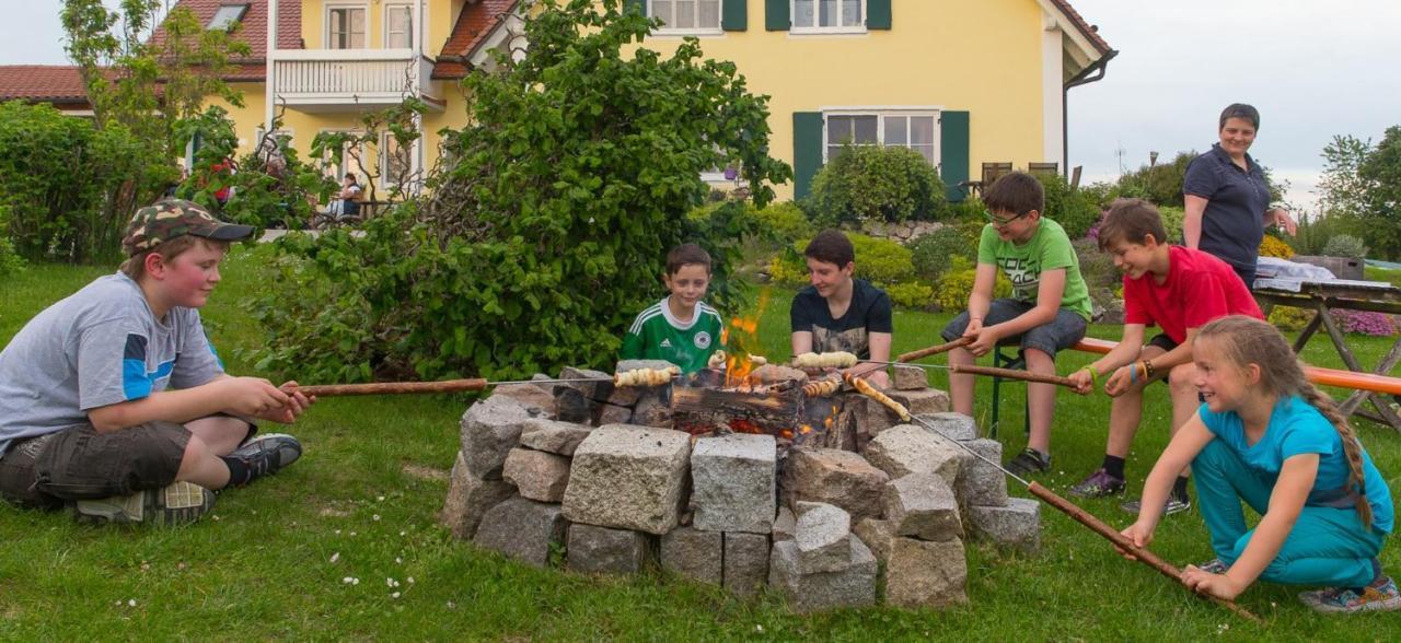 Ferienhof Lecheler Breitenthal Exteriör bild